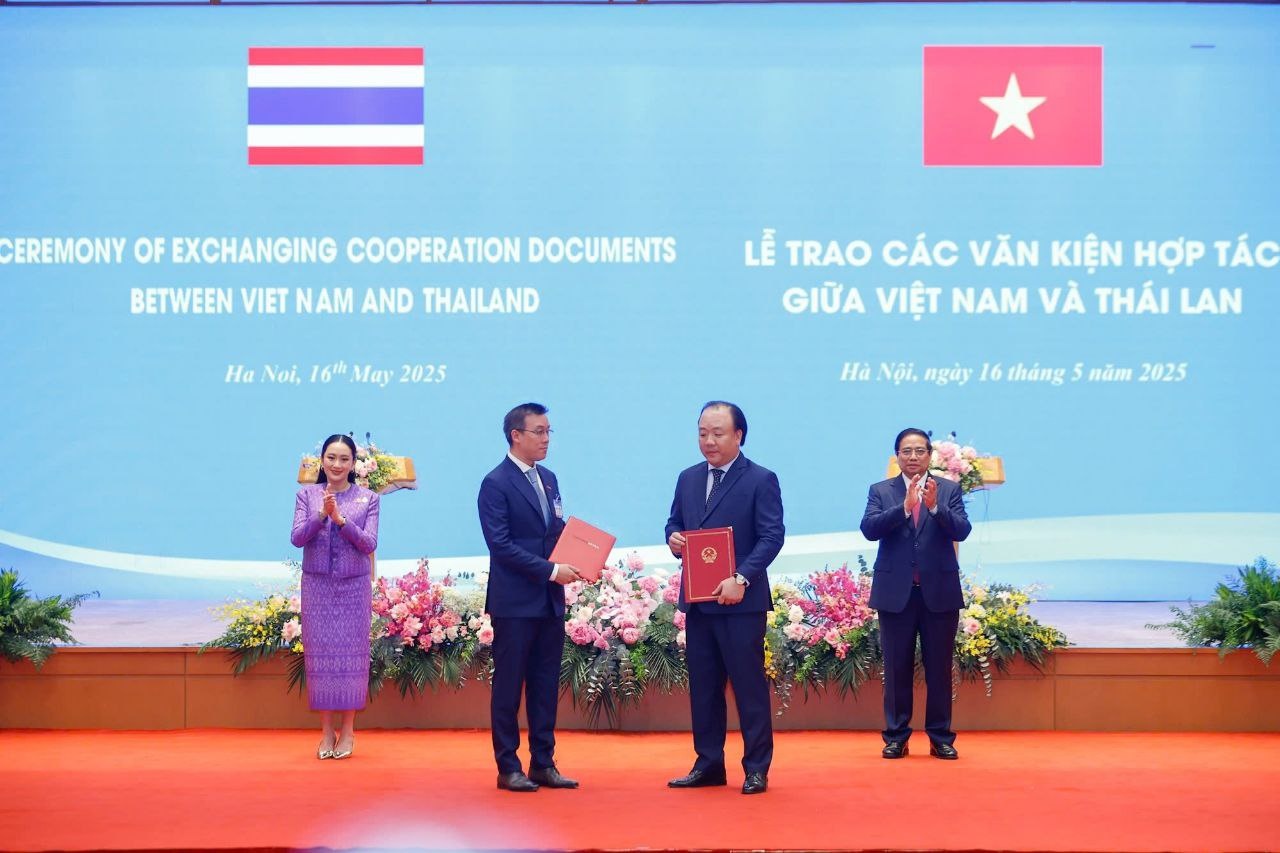 Người bạn đồng hành chiến lược
